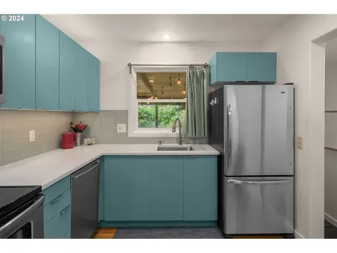 5601 SE Harold Street Portland OR 97206