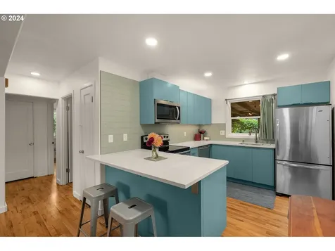 5601 SE Harold Street Portland OR 97206