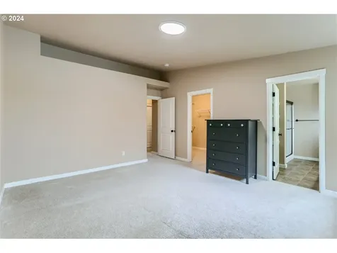 2708 Se 48th Place Hillsboro OR 97123