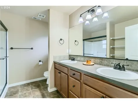 2708 Se 48th Place Hillsboro OR 97123