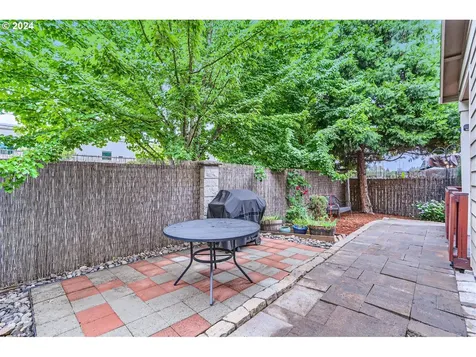 2708 Se 48th Place Hillsboro OR 97123