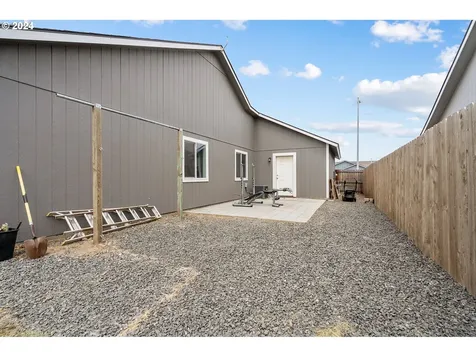 398 Riley Avenue Umatilla OR 97882
