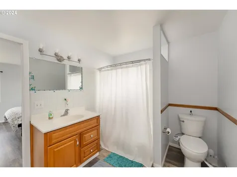 276 Wolf Valley Drive Umpqua OR 97486