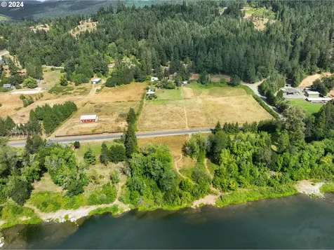 276 Wolf Valley Drive Umpqua OR 97486