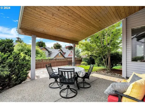 3060 Roxbury Drive West Linn OR 97068