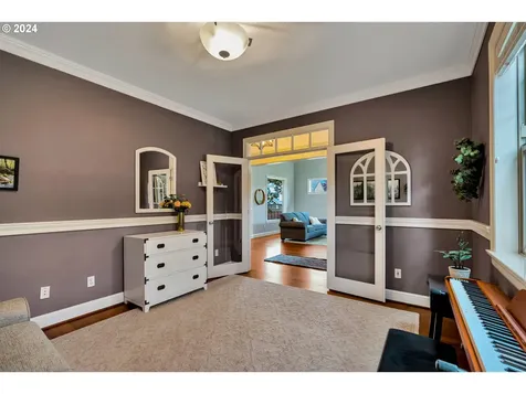 3060 Roxbury Drive West Linn OR 97068