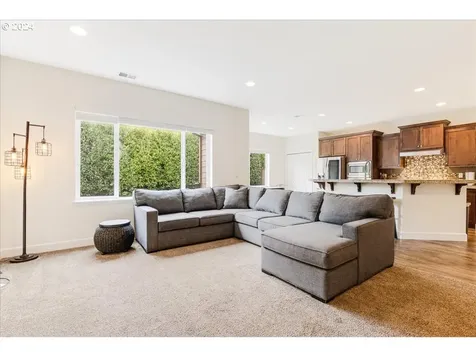 1084 Parkside Avenue Forest Grove OR 97116