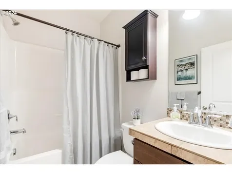 1084 Parkside Avenue Forest Grove OR 97116