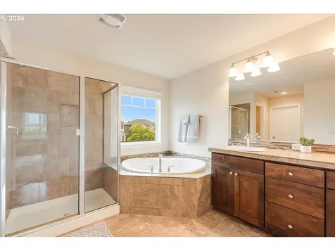 1084 Parkside Avenue Forest Grove OR 97116