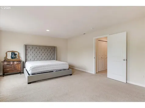 1084 Parkside Avenue Forest Grove OR 97116