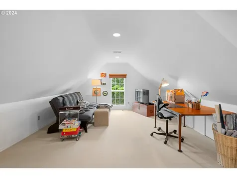 3672 Tempest Drive Lake Oswego OR 97035