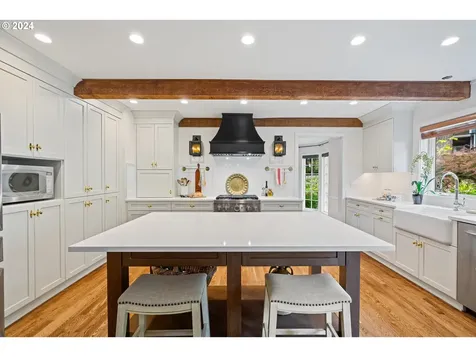 3672 Tempest Drive Lake Oswego OR 97035
