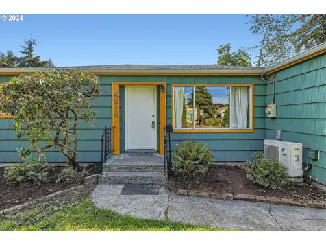 4914 NE Alberta Street Portland OR 97218