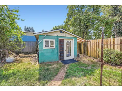 4914 NE Alberta Street Portland OR 97218