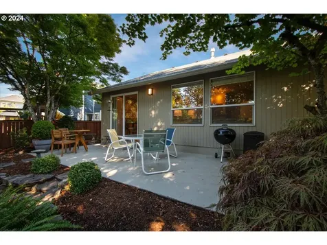 18517 SE 24th Circle Vancouver WA 98683