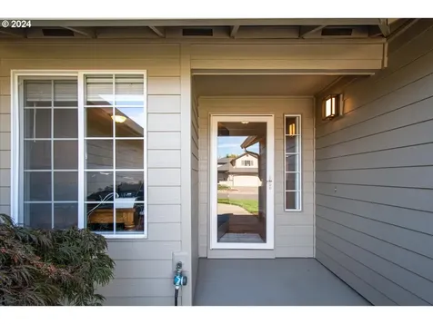 18517 SE 24th Circle Vancouver WA 98683