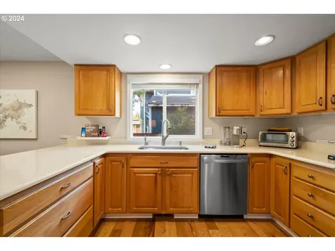18517 SE 24th Circle Vancouver WA 98683
