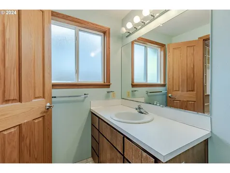 2932 Wingate Street Eugene OR 97408