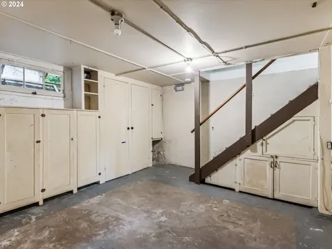 6837 Ne Alameda Street Portland OR 97213