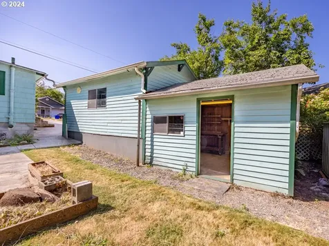 635 Main Street Fairview OR 97024