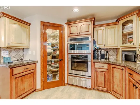 21981 S Ferguson Road Beavercreek OR 97004