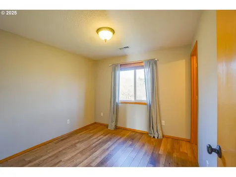 16512 NE 32nd Street Vancouver WA 98682