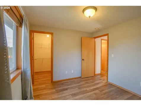 16512 NE 32nd Street Vancouver WA 98682