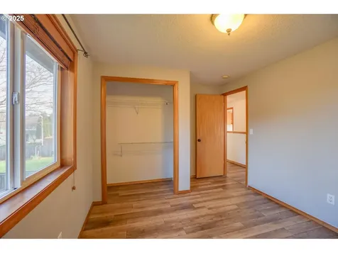 16512 NE 32nd Street Vancouver WA 98682