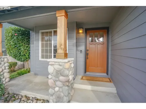 16512 NE 32nd Street Vancouver WA 98682