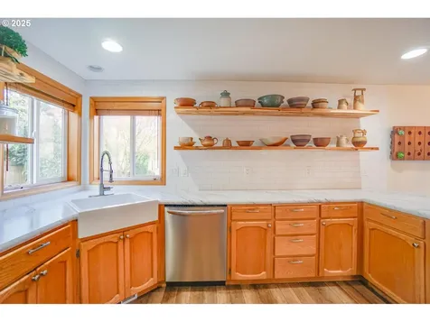 16512 NE 32nd Street Vancouver WA 98682