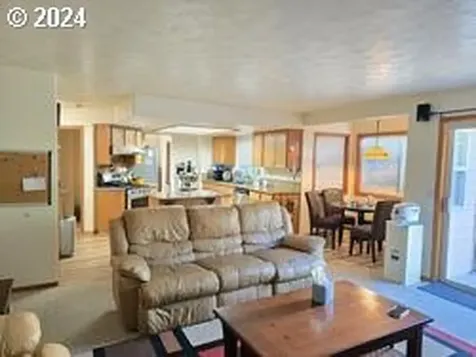 3912 NE 149th Avenue Portland OR 97230