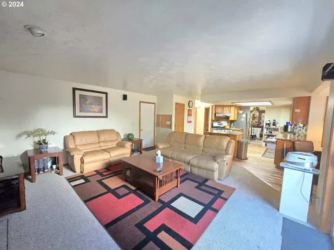 3912 NE 149th Avenue Portland OR 97230