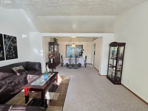 3912 NE 149th Avenue Portland OR 97230