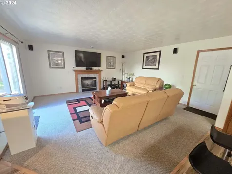 3912 NE 149th Avenue Portland OR 97230