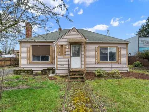 1047 Ne Lafayette Avenue Mcminnville OR 97128