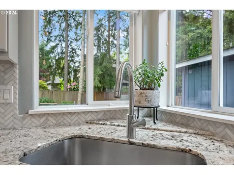 16650 Sw Rogue River Terrace Beaverton OR 97006