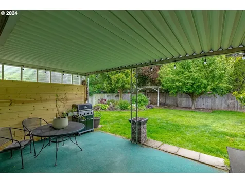 763 Oregon Way Woodburn OR 97071