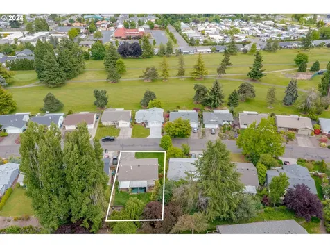 763 Oregon Way Woodburn OR 97071