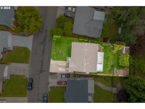 763 Oregon Way Woodburn OR 97071