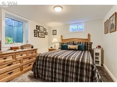 5305 NE Wygant Street Portland OR 97218