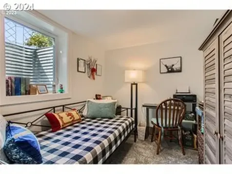 5305 NE Wygant Street Portland OR 97218