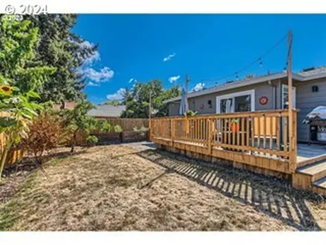5305 NE Wygant Street Portland OR 97218