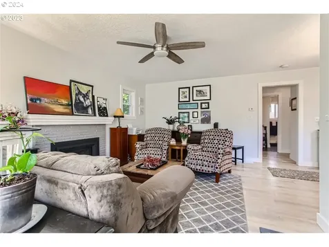 5305 NE Wygant Street Portland OR 97218