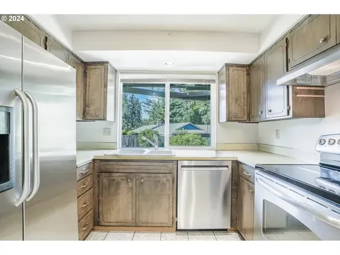 14440 S Hawthorne Court Oregon City OR 97045