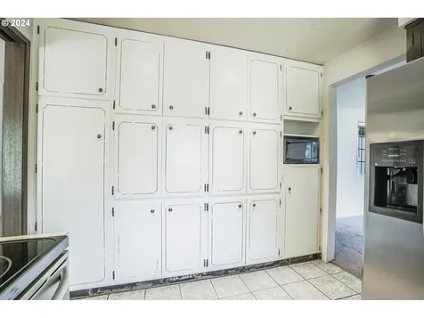 14440 S Hawthorne Court Oregon City OR 97045
