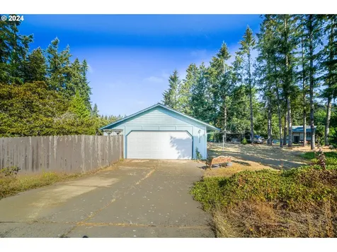 14440 S Hawthorne Court Oregon City OR 97045