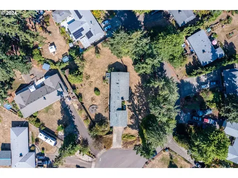 14440 S Hawthorne Court Oregon City OR 97045