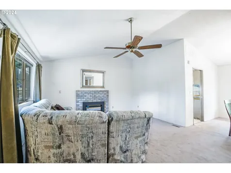 14440 S Hawthorne Court Oregon City OR 97045