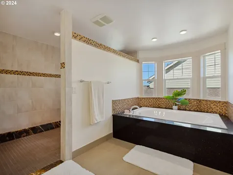 1612 S Dusky Drive Ridgefield WA 98642