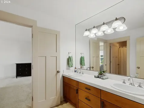 1612 S Dusky Drive Ridgefield WA 98642